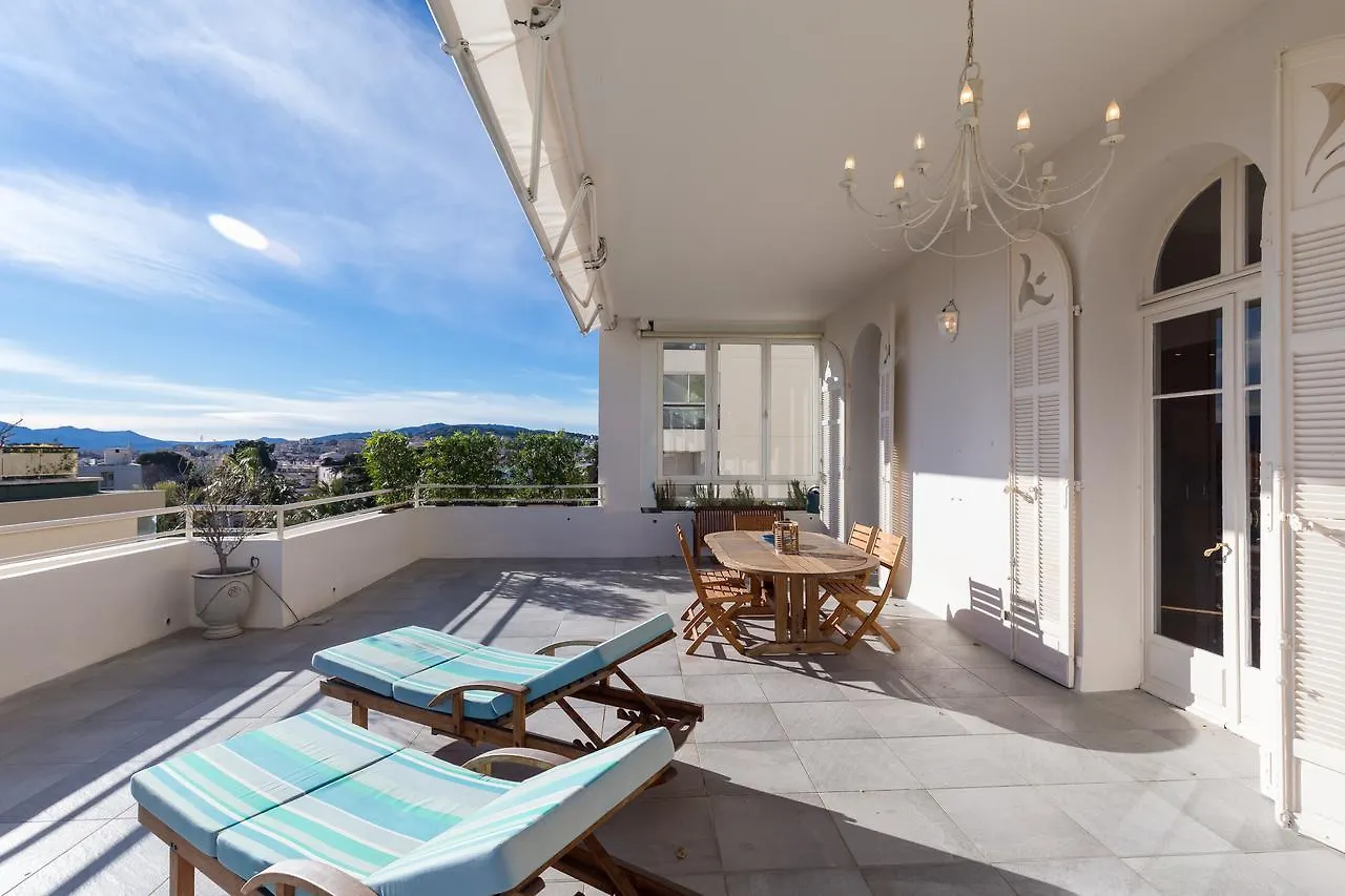 Vip Apartment Cannes 0*,  France